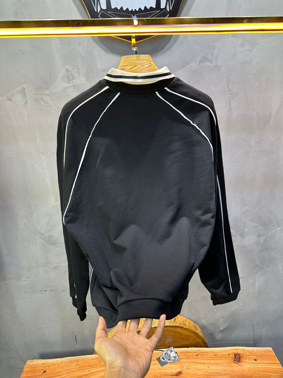 Sweat - Shirt Homme Noir Col Blanc "Royal Style" - ZG PREMIUM