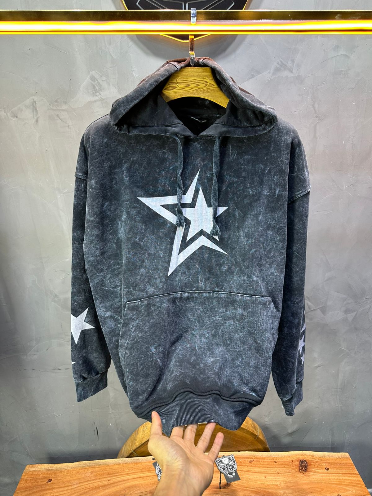 Sweat à Capuche Homme noir Effet Vintage avec Étoiles 25k70 - ZG PREMIUM