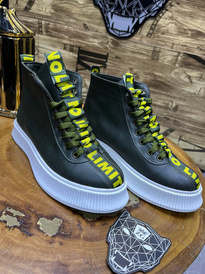 Boots Noires Lacets Jaunes