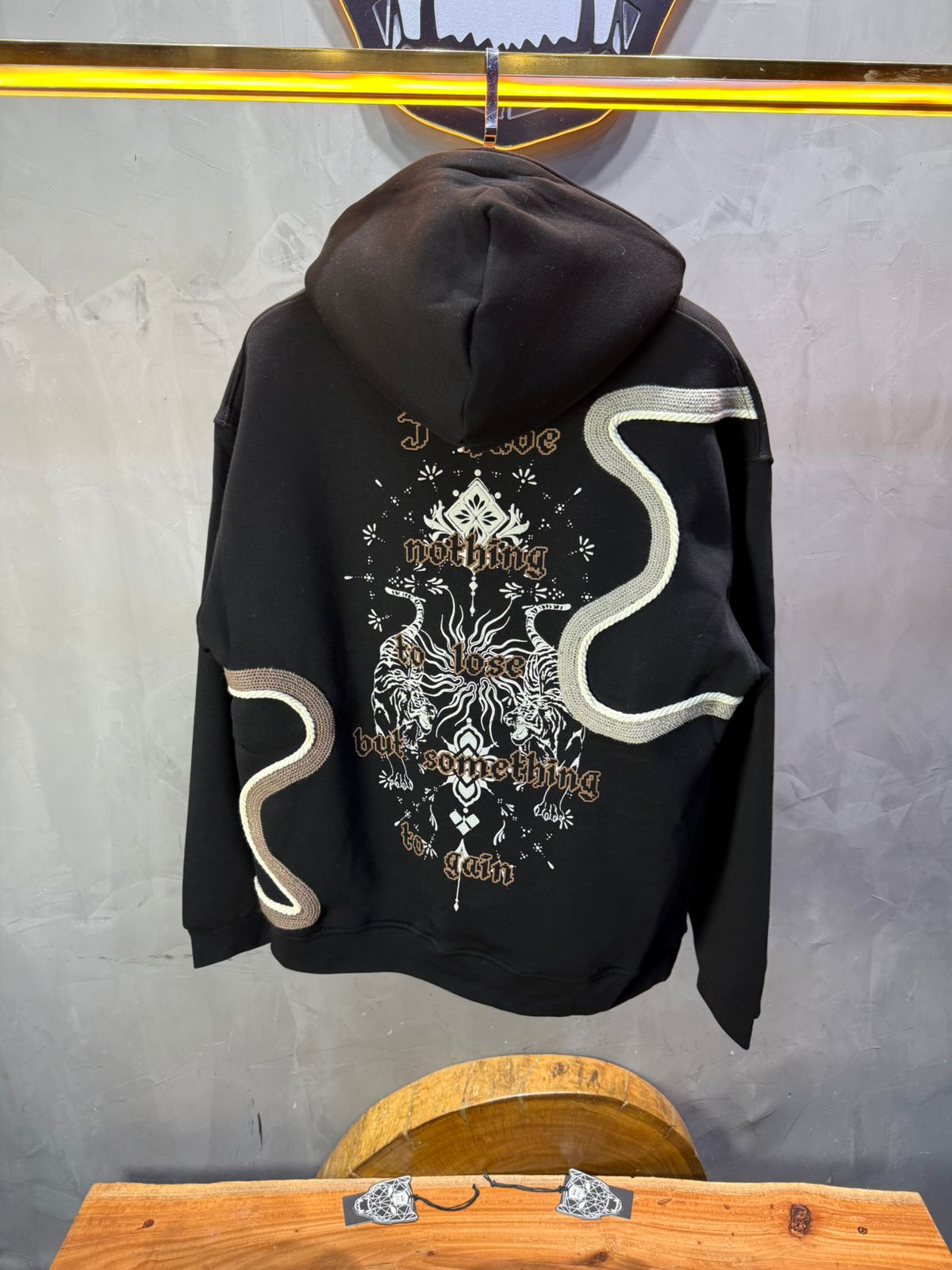 Hoodie Noir Broderie Dragons Argentée 4985 - ZG PREMIUM