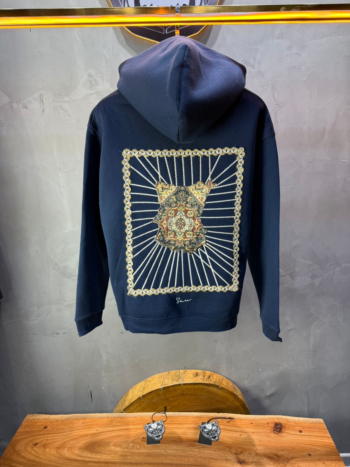 Hoodie Bleu Marine Broderie Lion Dorée Sann 4994 - ZG PREMIUM
