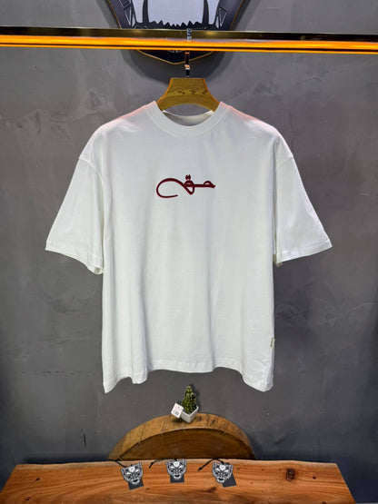 T-Shirt Oversize Blanc Broderie Calligraphie "حق" Arabe 5052