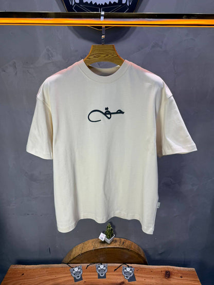 T-Shirt Oversize Beige Broderie Calligraphie "حق" Arabe 5052