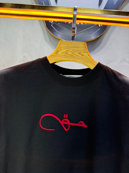 T-Shirt Oversize Noir Broderie Calligraphie "حق" Arabe 5052