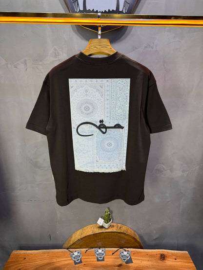 T-Shirt Oversize Bown Broderie Calligraphie "حق" Arabe 5052