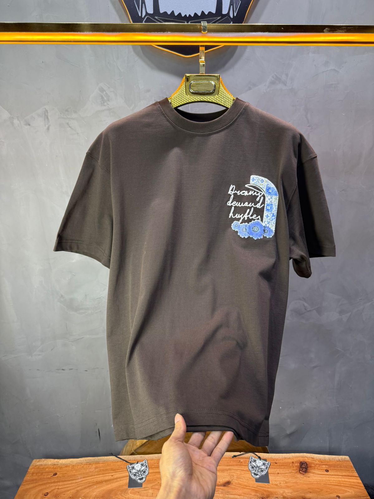 T-shirt Oversize brown – Dreamy Demand Hustler 5103 - ZG PREMIUM