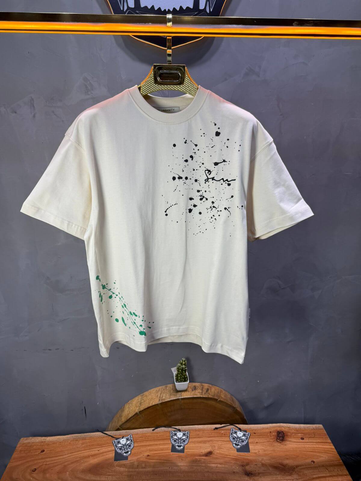 T-shirt Oversize Beige  – Art Gallery 5114