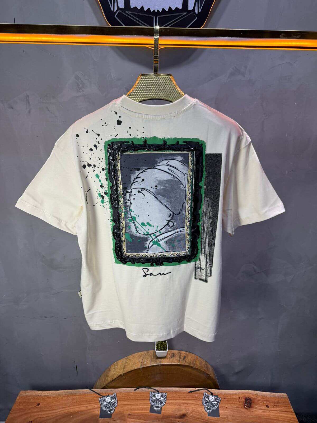 T-shirt Oversize Beige  – Art Gallery 5114
