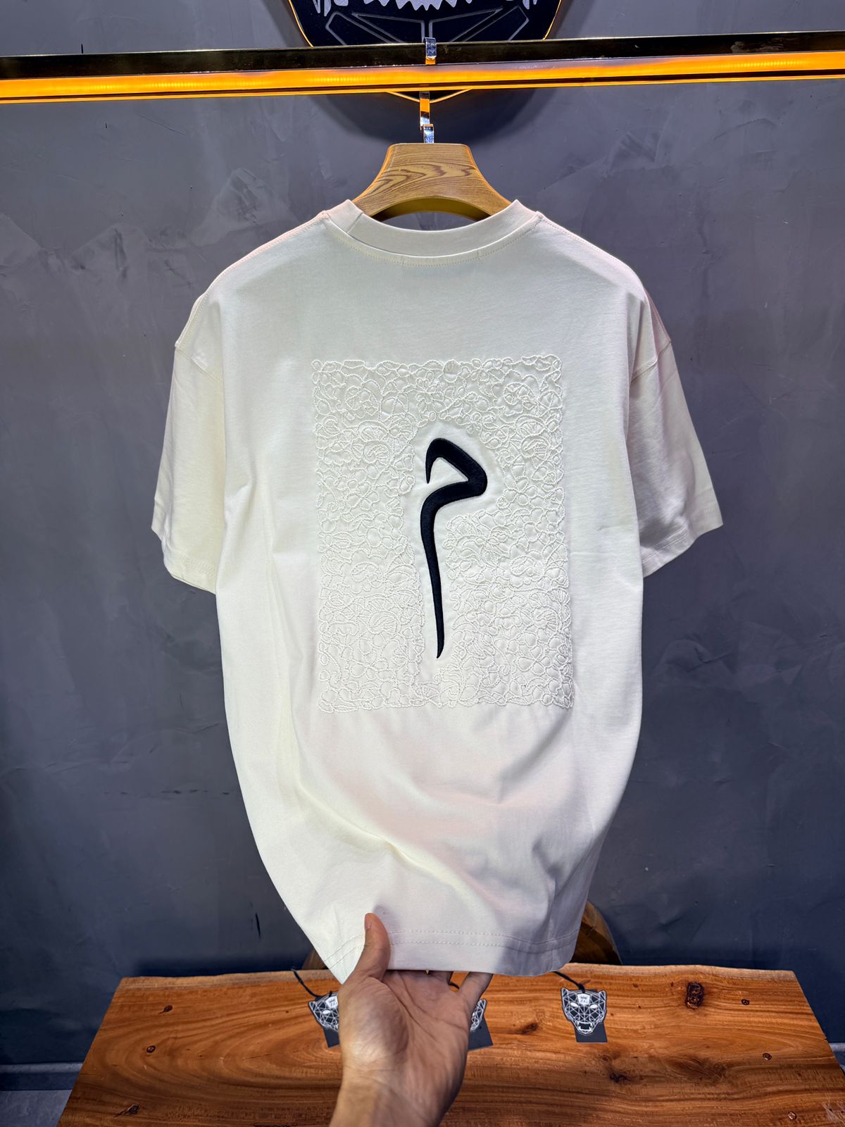T-Shirt Oversize Beige Meem 5082