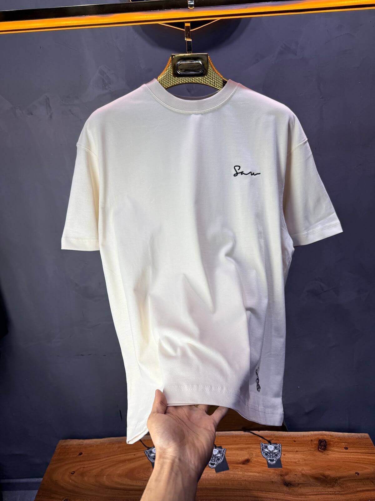 T-Shirt Oversize Beige — Illustration Peintre & Citation Poétique 5097