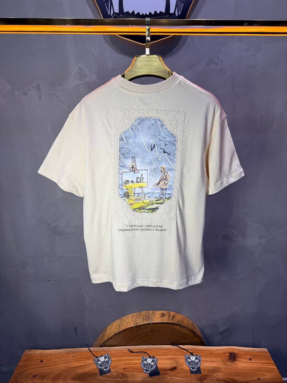 T-Shirt Oversize Beige — Illustration Peintre & Citation Poétique 5097