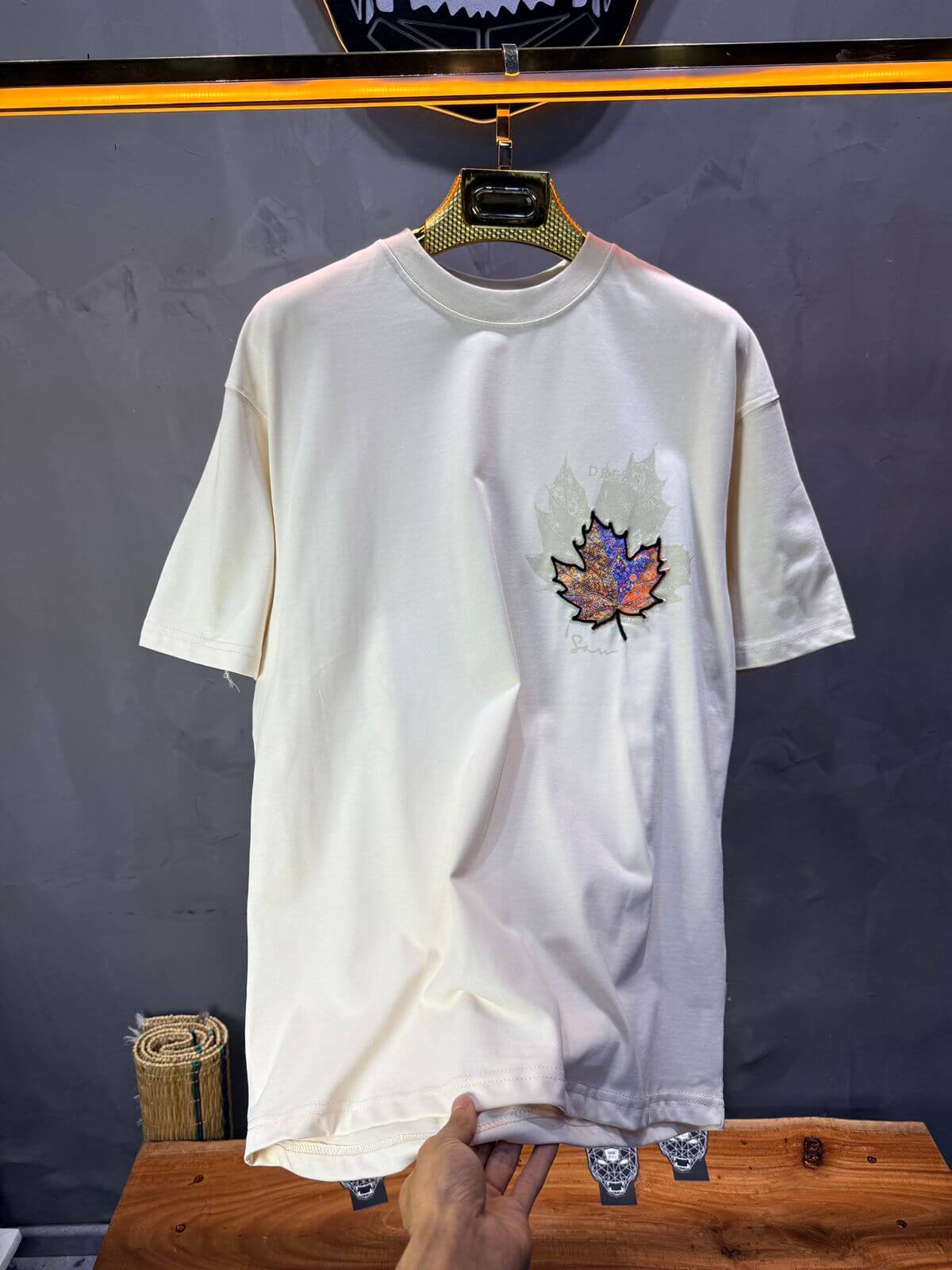 T-Shirt Oversize Beige Feuille d'Érable 5118