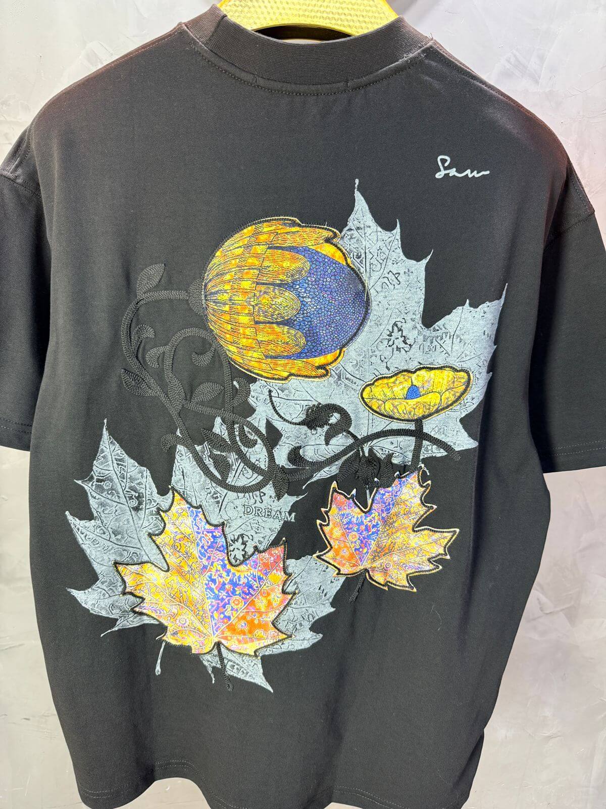 T-Shirt Oversize Noir Feuille d'Érable 5118