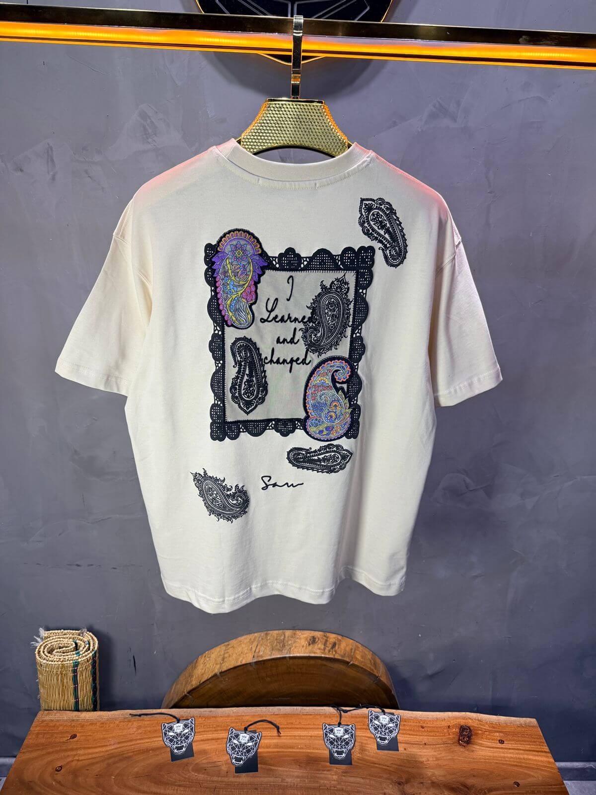 T-Shirt Oversize Beige Paisley "I Learned and Changed" 5109