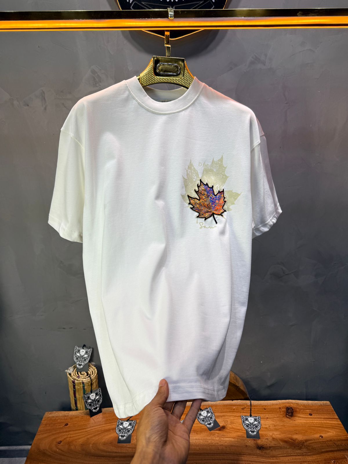 T-Shirt Oversize Blanc Feuille d'Érable 5118