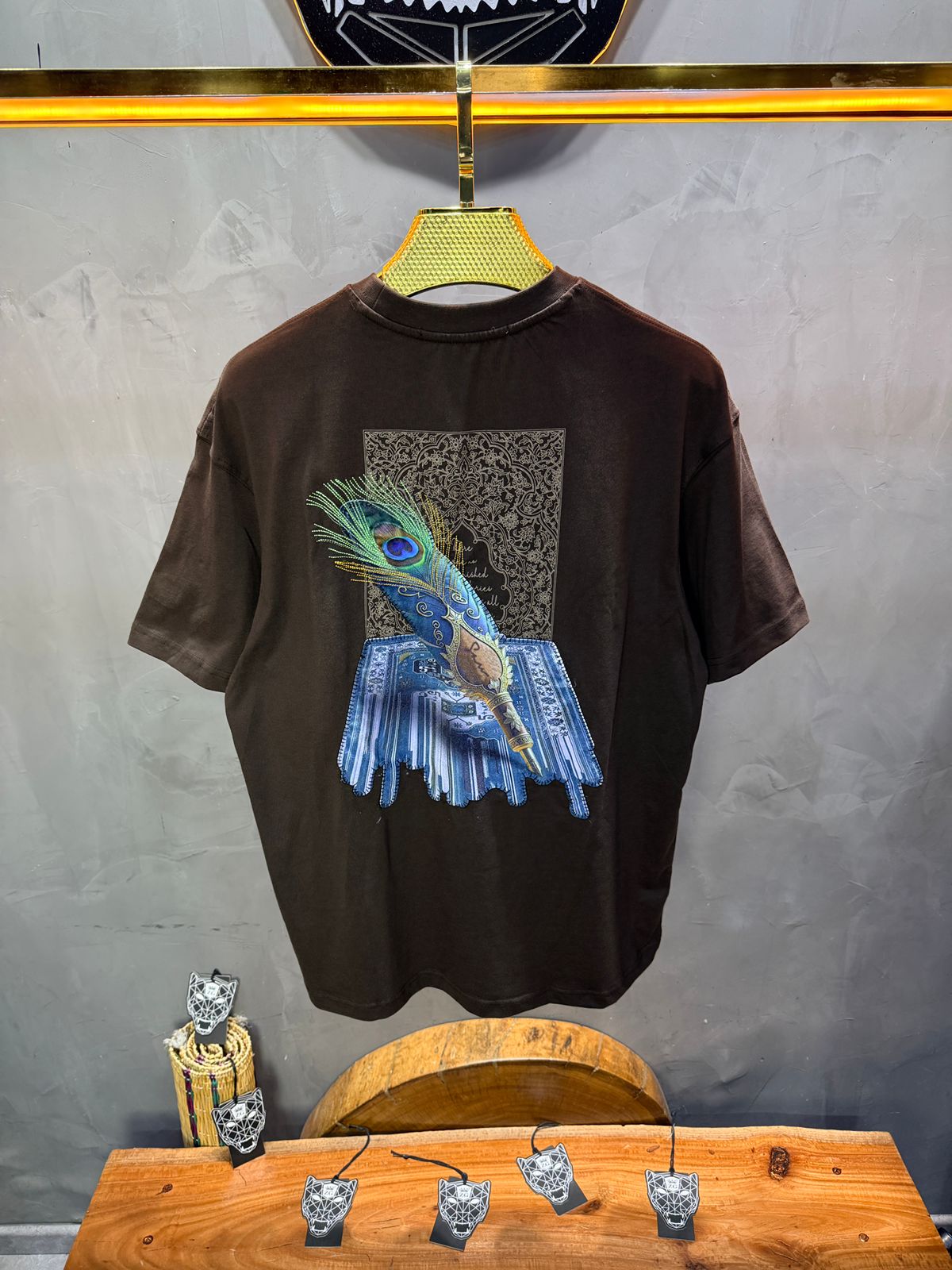 T-Shirt Oversize Brown Plume de Paon | SAW Urbanity 5133