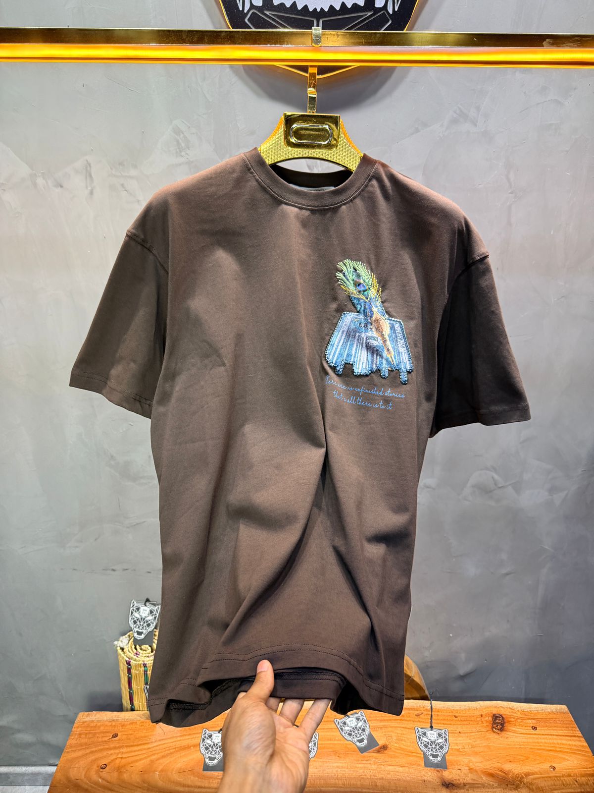 T-Shirt Oversize Brown Plume de Paon | SAW Urbanity 5133