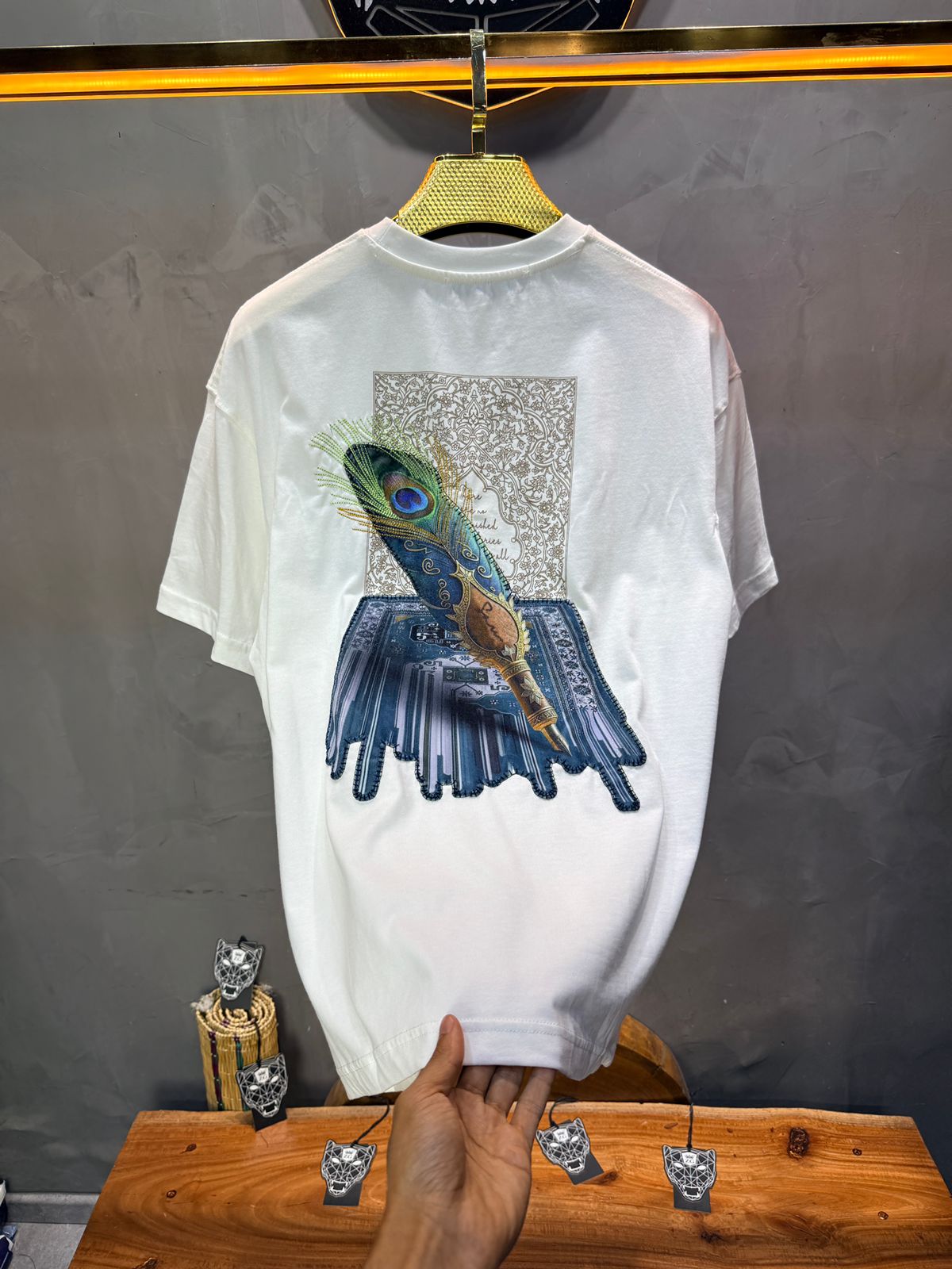 T-Shirt Oversize Blanc Plume de Paon | SAW Urbanity 5133