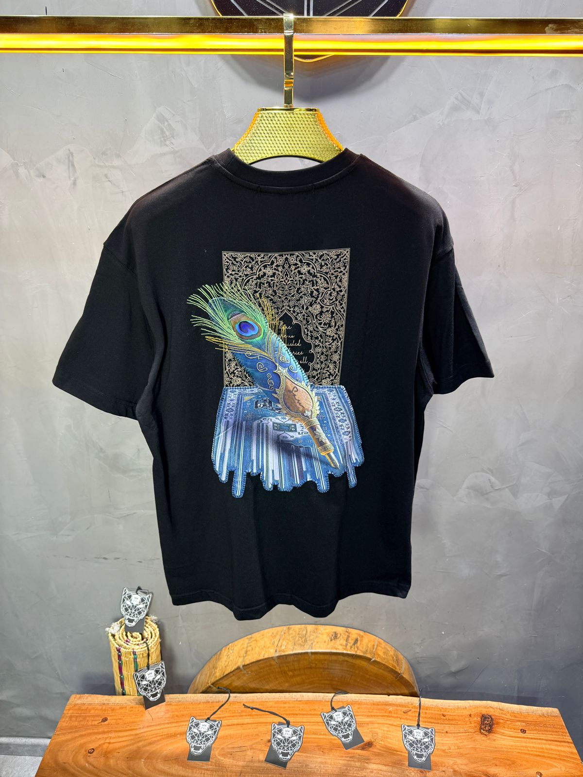 T-Shirt Oversize Noir Plume de Paon | SAW Urbanity 5133