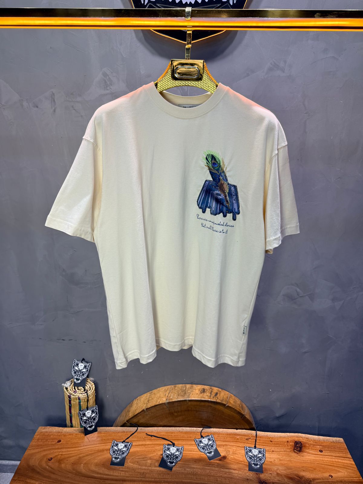T-Shirt Oversize Beige Plume de Paon | SAW Urbanity 5133 (Copie)