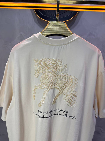 T-Shirt Oversize Beige – Cheval Brodé 5124