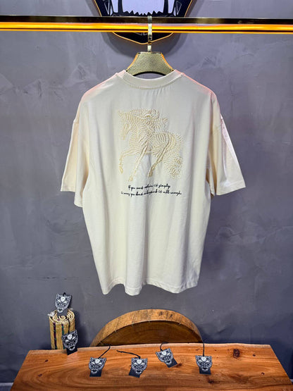 T-Shirt Oversize Beige – Cheval Brodé 5124