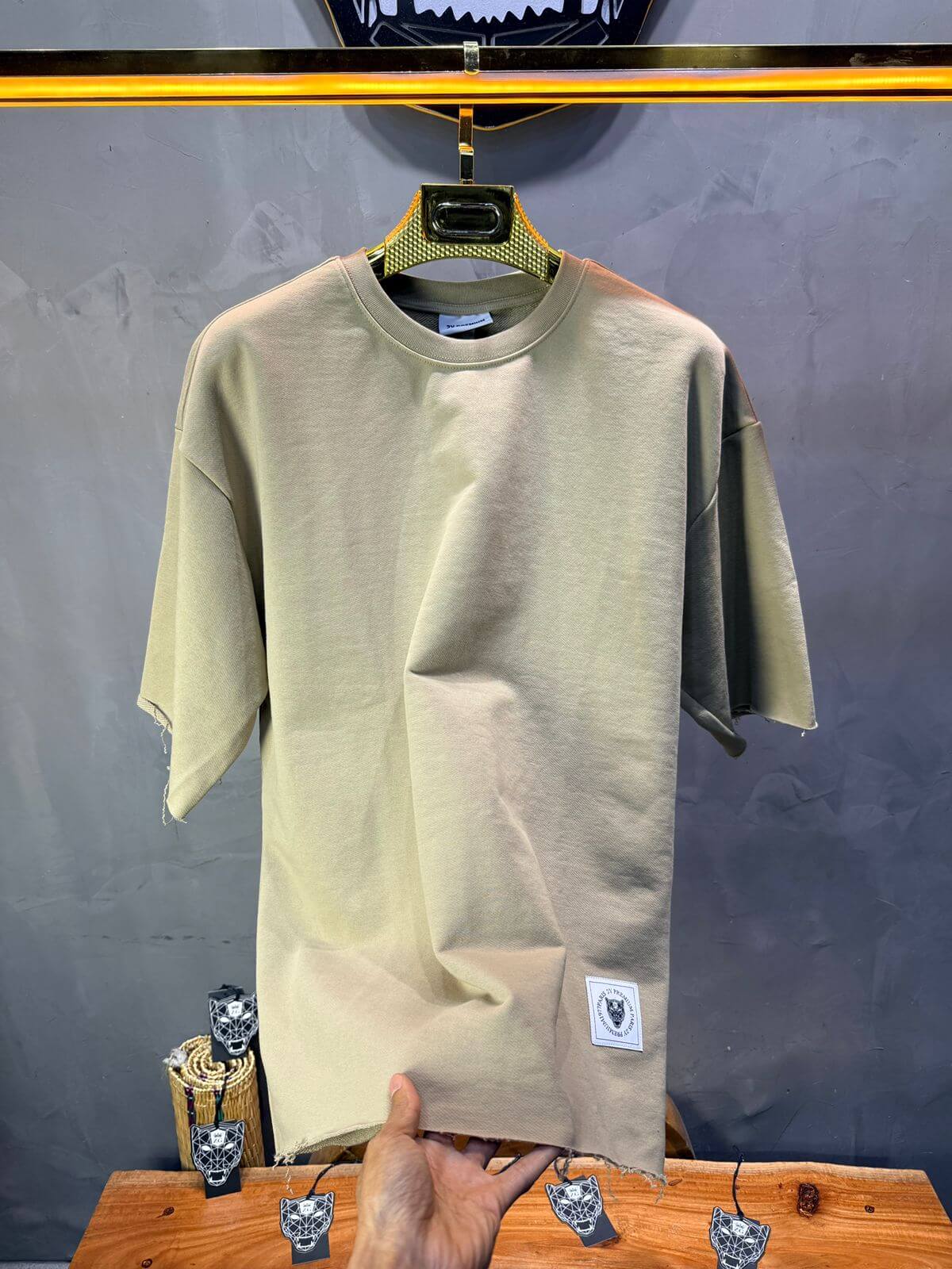 T-Shirt Oversize  Olive Beige  – Tissu Épais  42