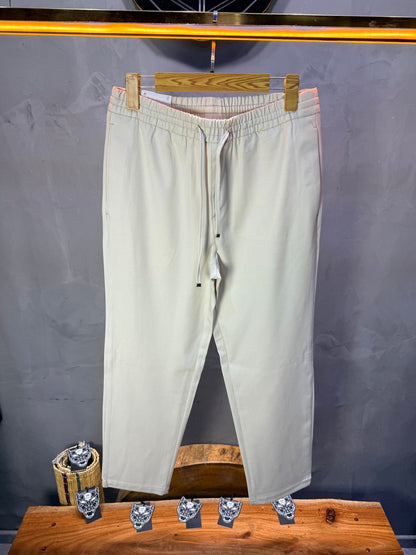 Pantalon Élégant Écru Coupe Droite