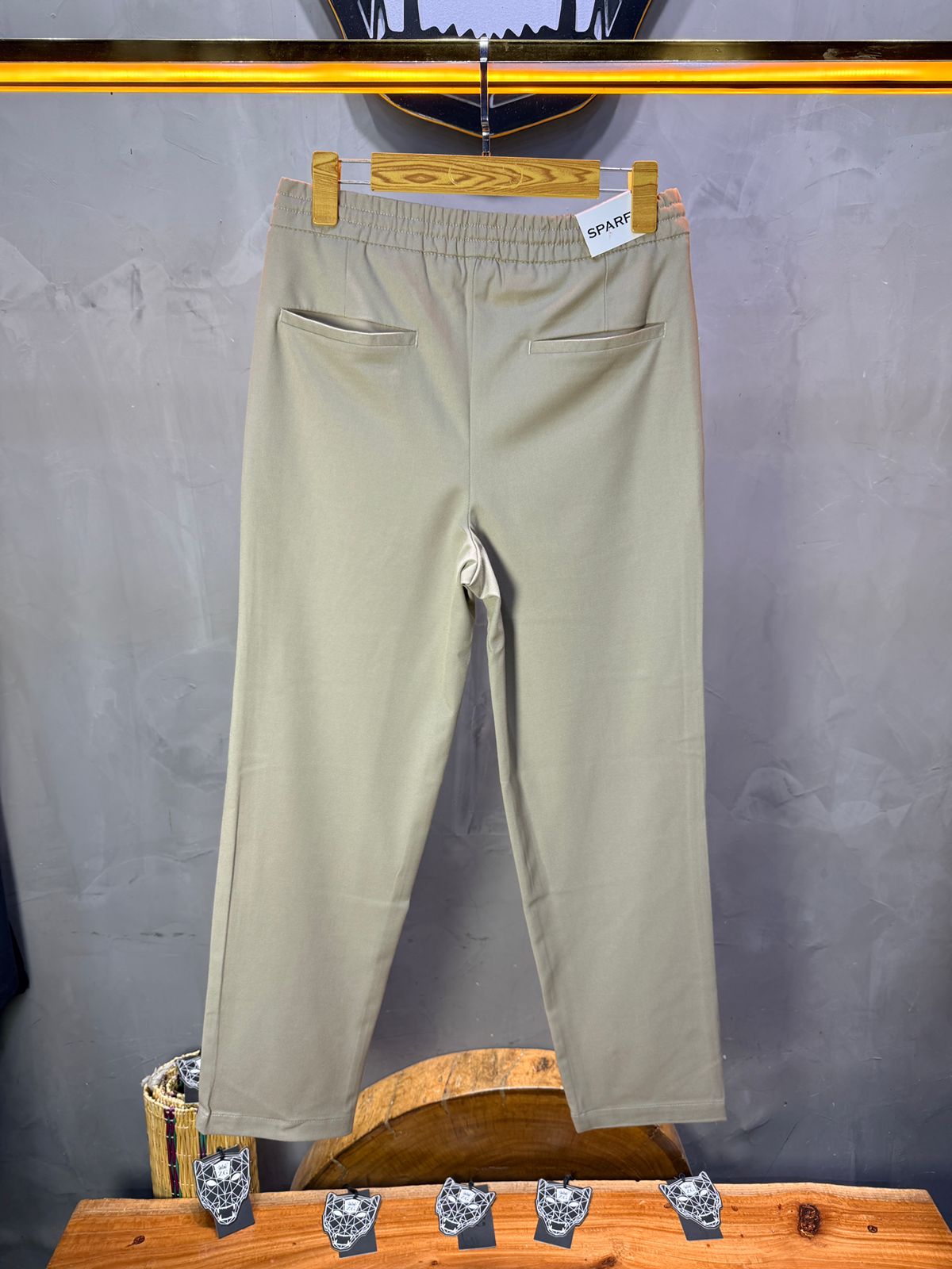 Pantalon Élégant Beige Coupe Droite