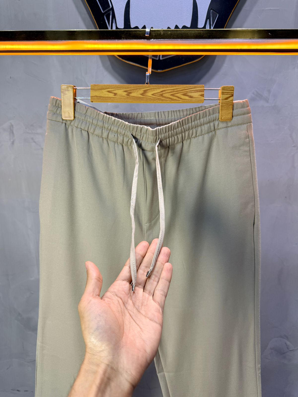 Pantalon Élégant Beige Coupe Droite