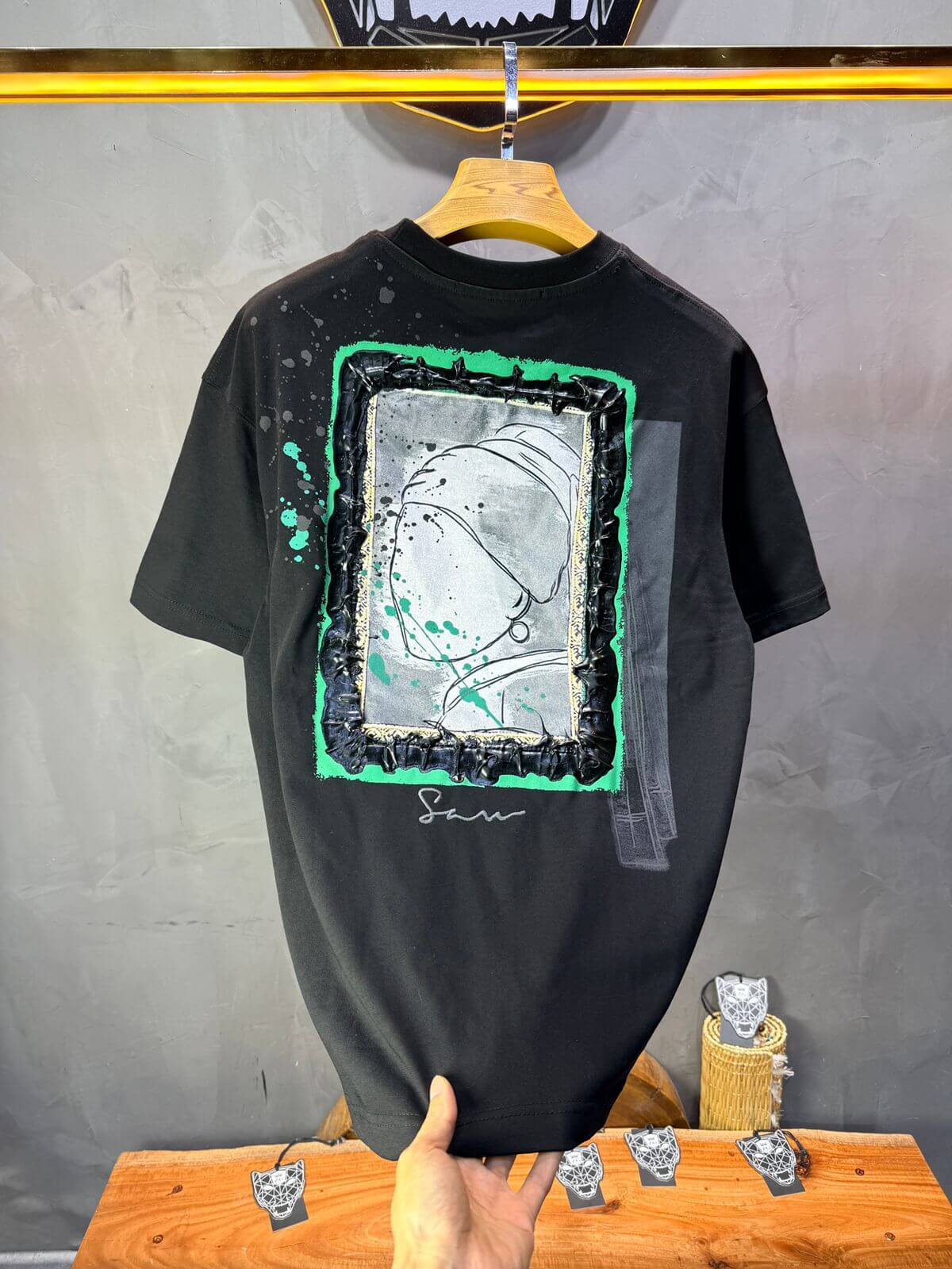 T-shirt Oversize Noir – Art Gallery 5114