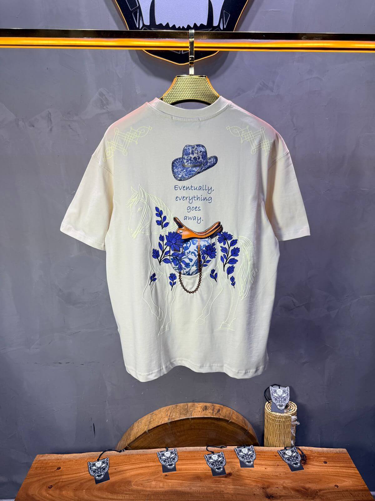 T-Shirt Beige Oversize Broderie Cheval 5054