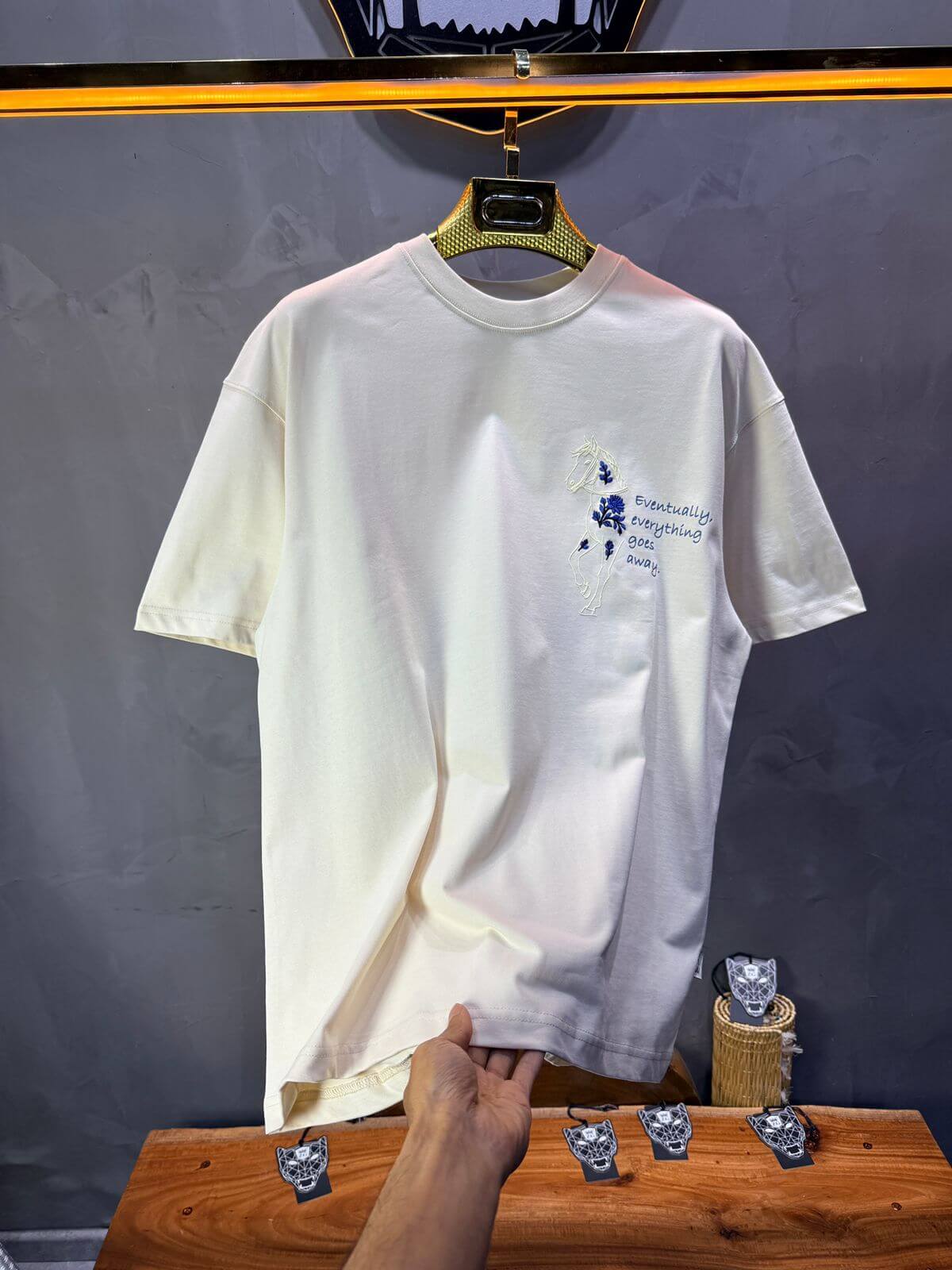T-Shirt Beige Oversize Broderie Cheval 5054