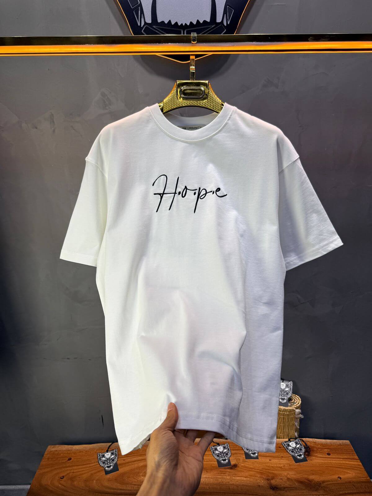 T-Shirt Oversize Blanc — Tapis Persan Rouge 5064