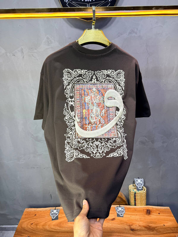 T-Shirt Oversize Brown — Calligraphie "Waw" 5105