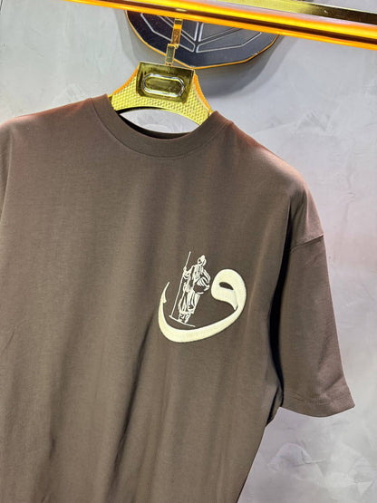 T-Shirt Oversize Brown — Calligraphie "Waw" 5105