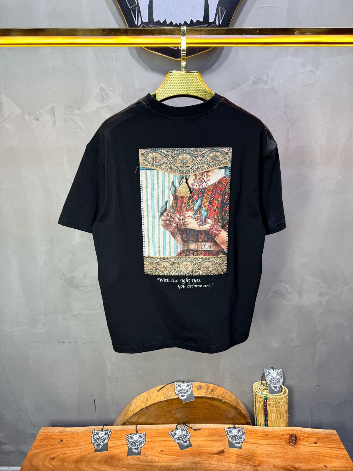 T-Shirt Oversize Noir — Femme Orientale 5151