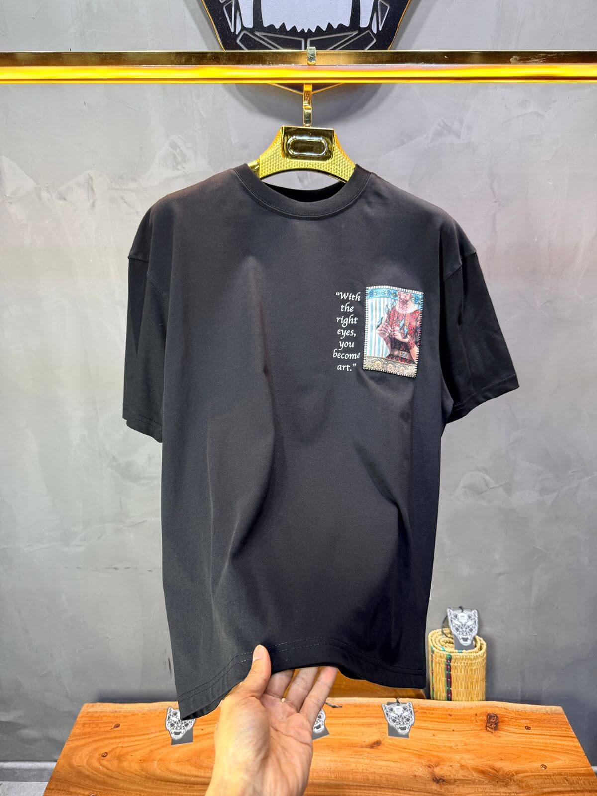 T-Shirt Oversize Noir — Femme Orientale 5151