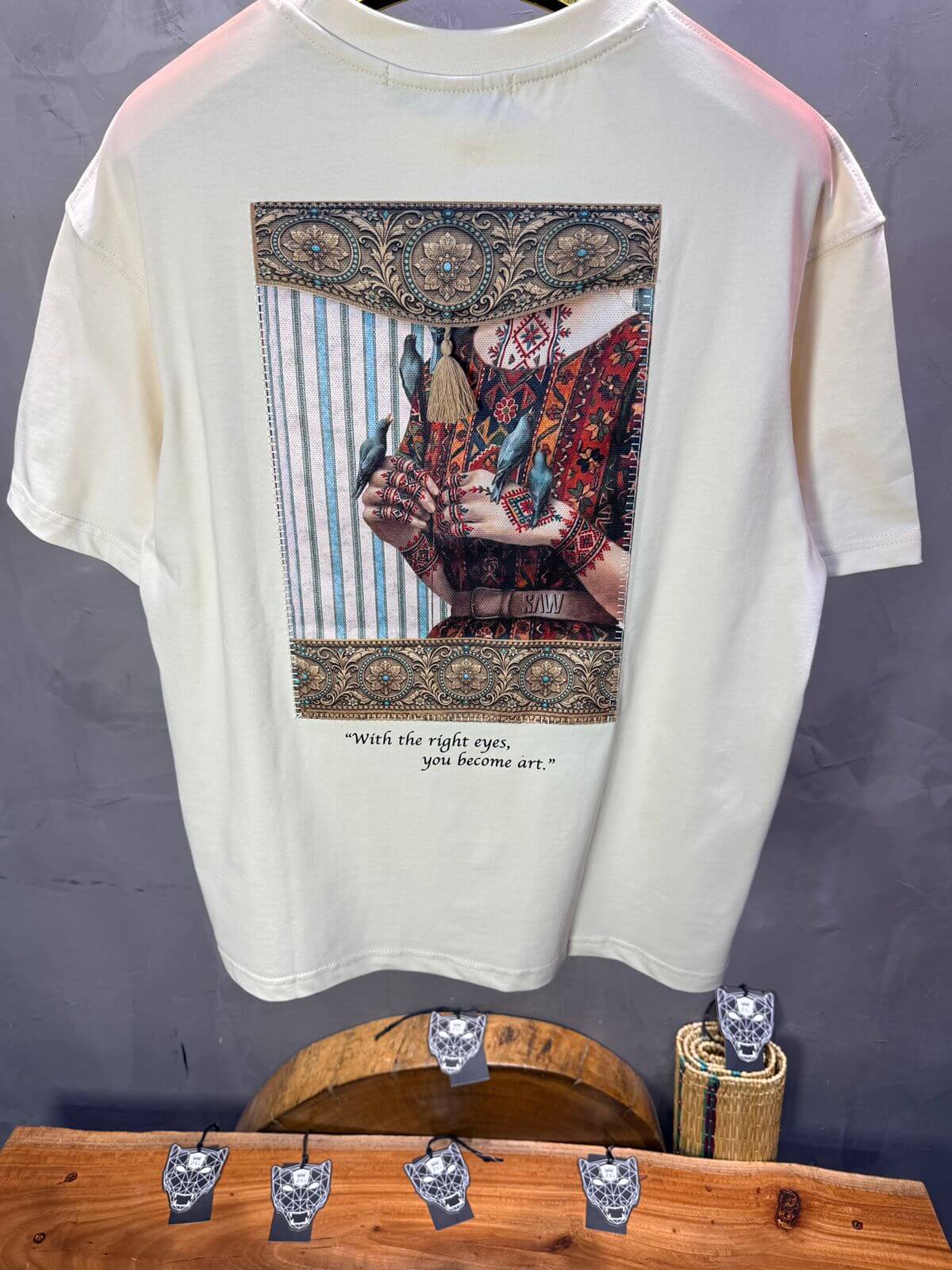 T-Shirt Oversize Beige  — Femme Orientale 5151