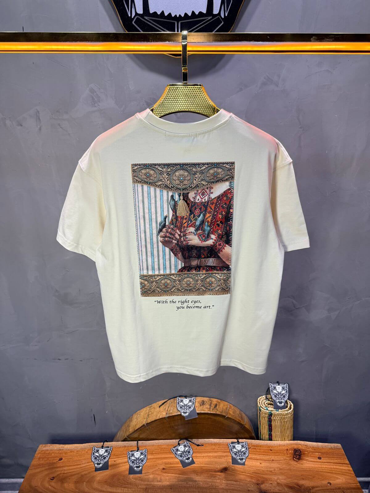 T-Shirt Oversize Beige  — Femme Orientale 5151