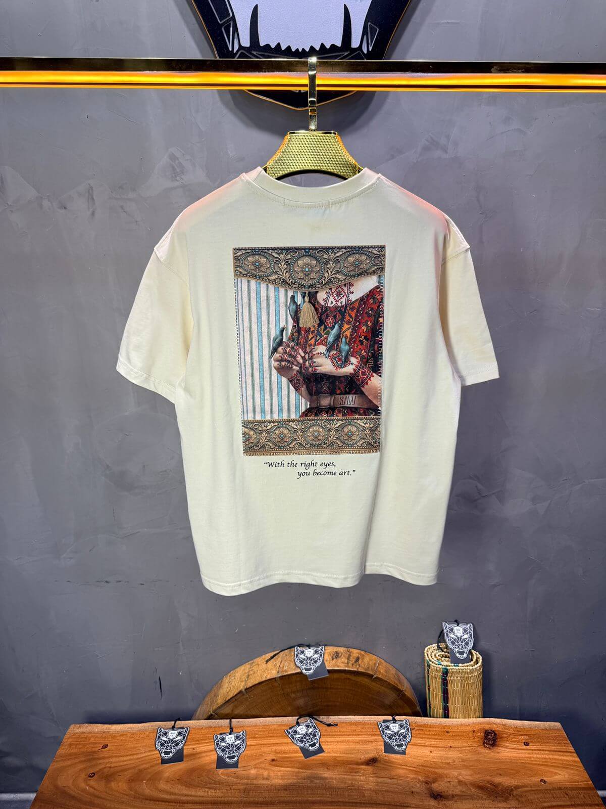 T-Shirt Oversize Beige  — Femme Orientale 5151