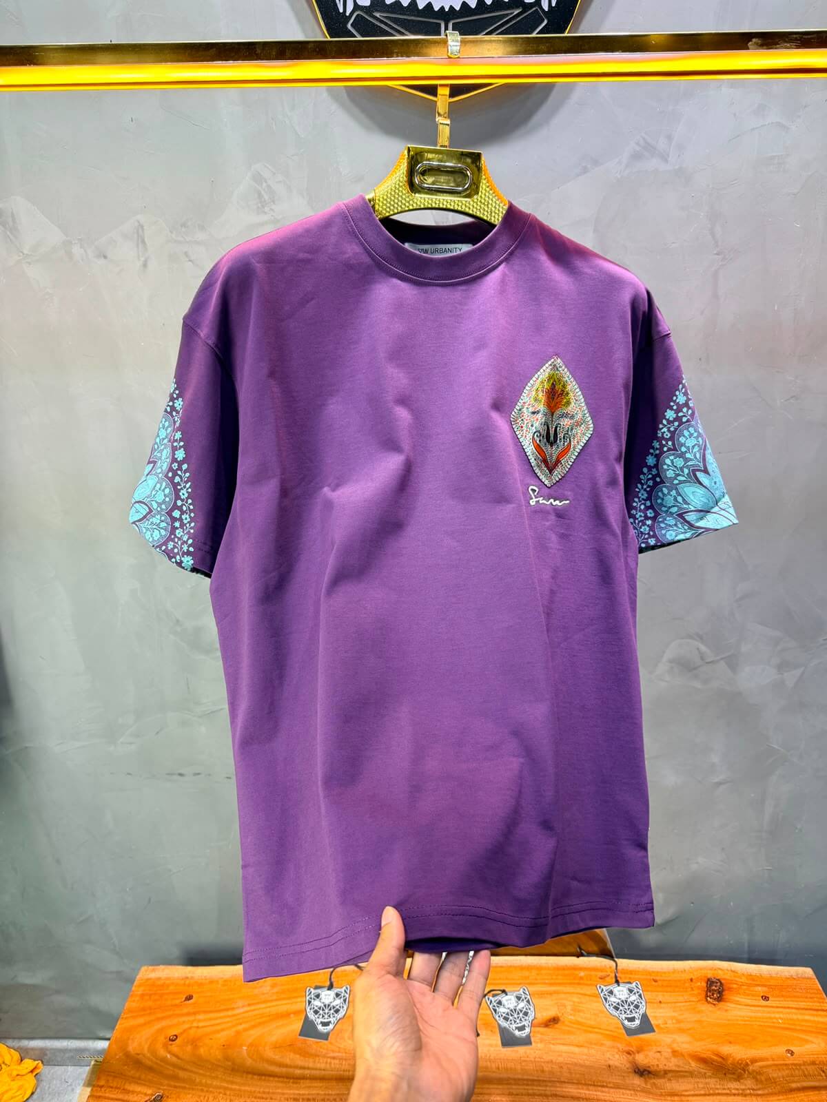 T-Shirt Oversize Move – Paon & Paisley 5071