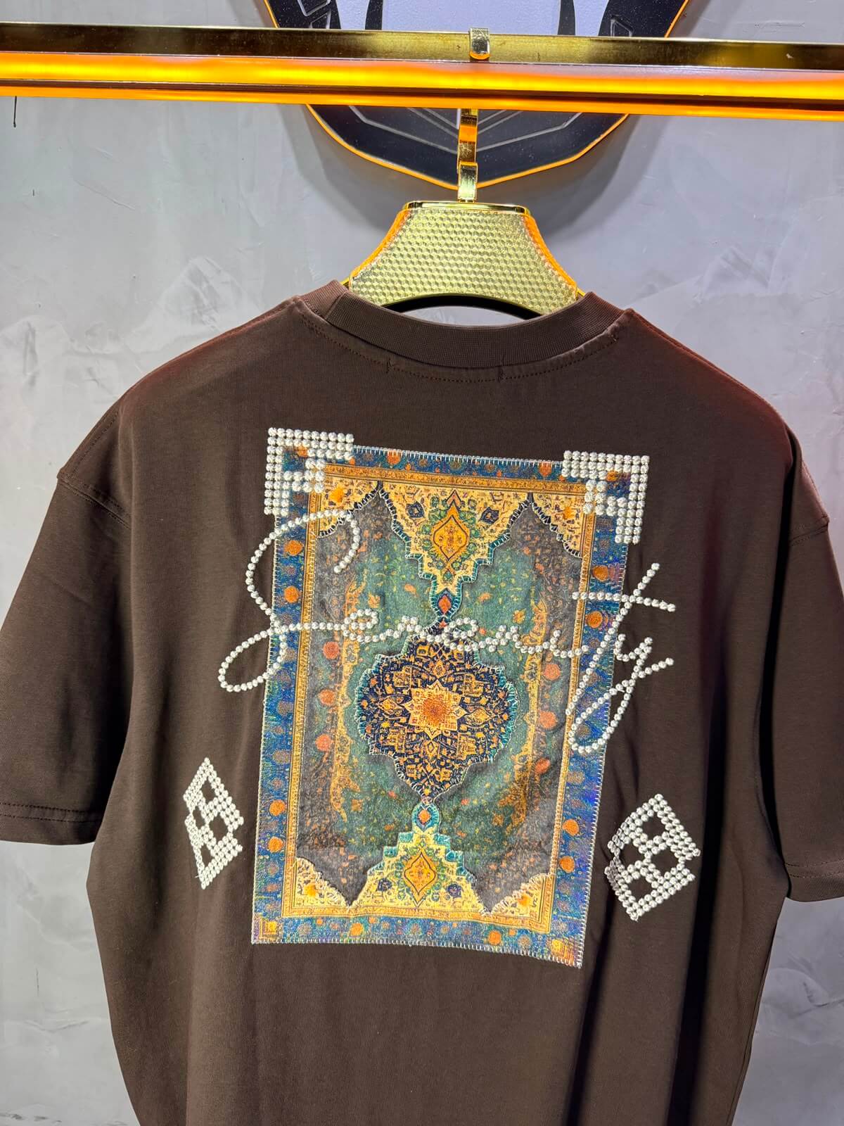 T-Shirt Over Size Serenity — Brown 5099