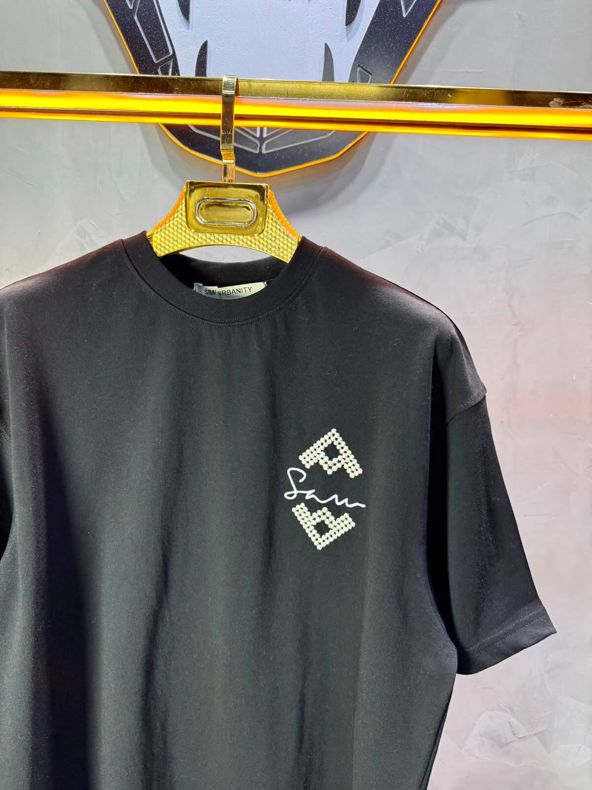 T-Shirt Over Size Serenity — Black 5099
