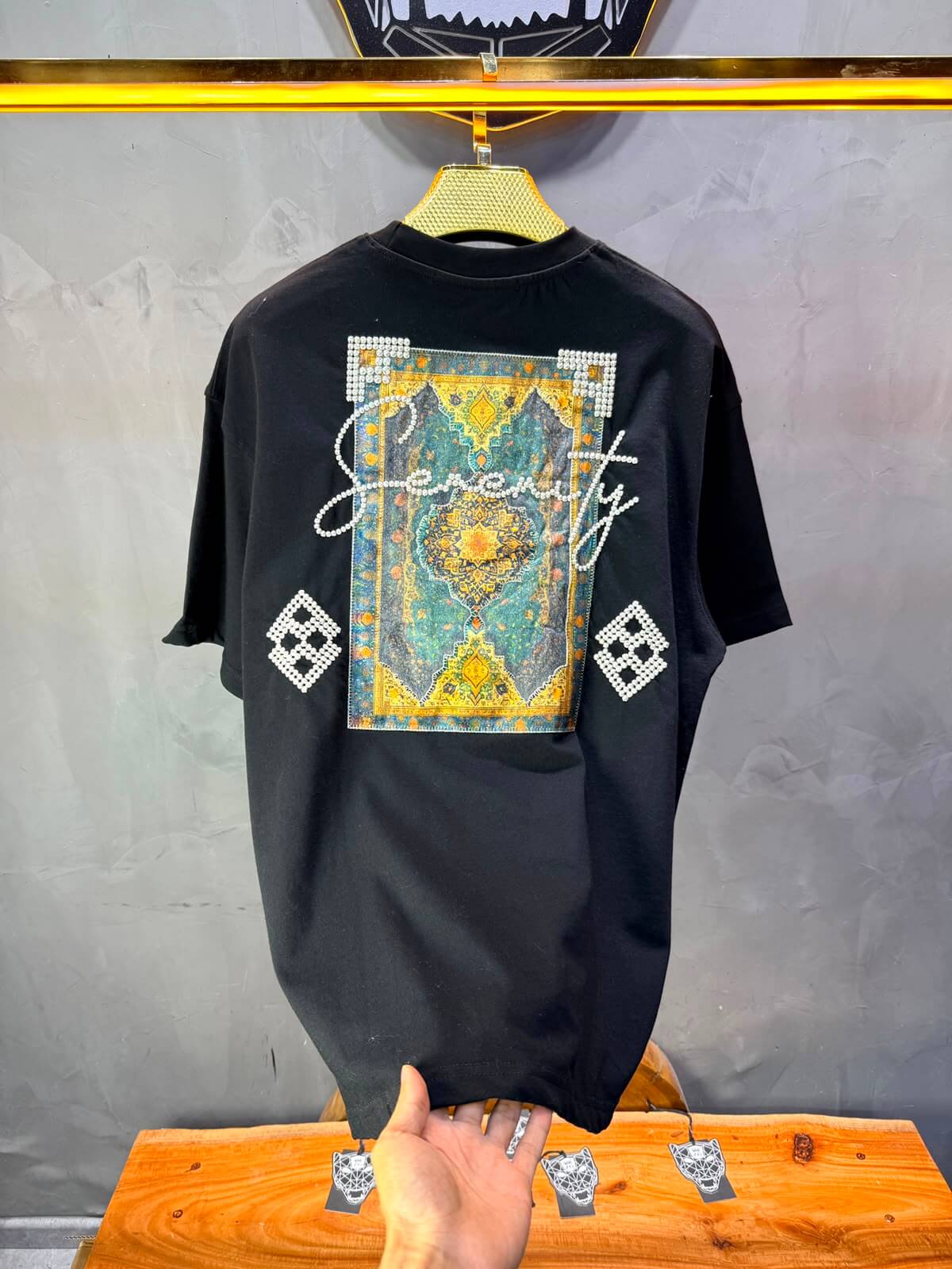 T-Shirt Over Size Serenity — Black 5099