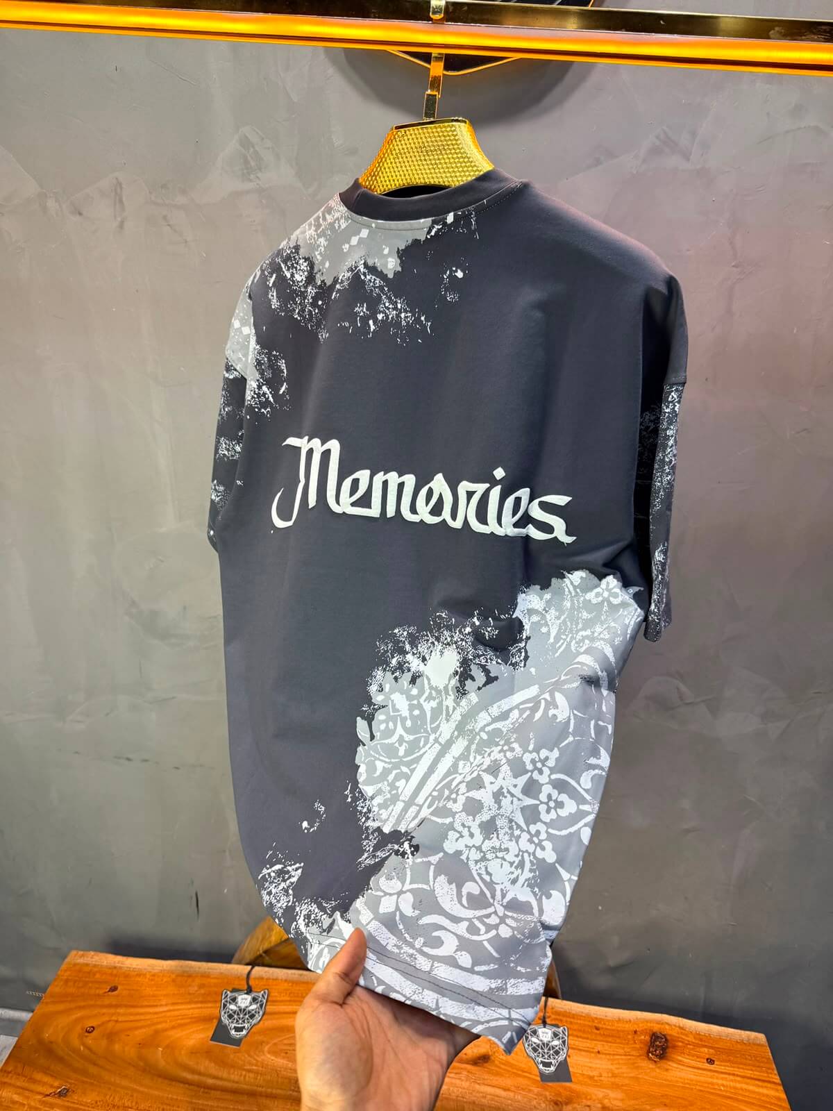 T-Shirt oversize Traces & Memories — Gris Anthracite 4191