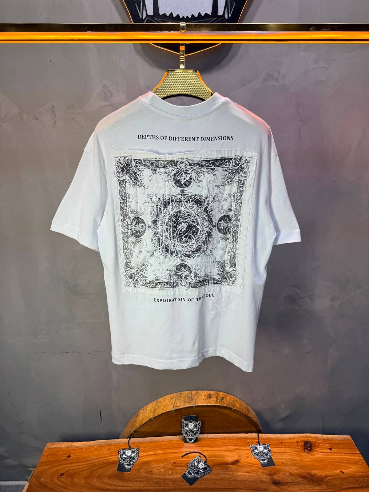 T-Shirt oversize Depths of Different Dimensions — Blanc 5148
