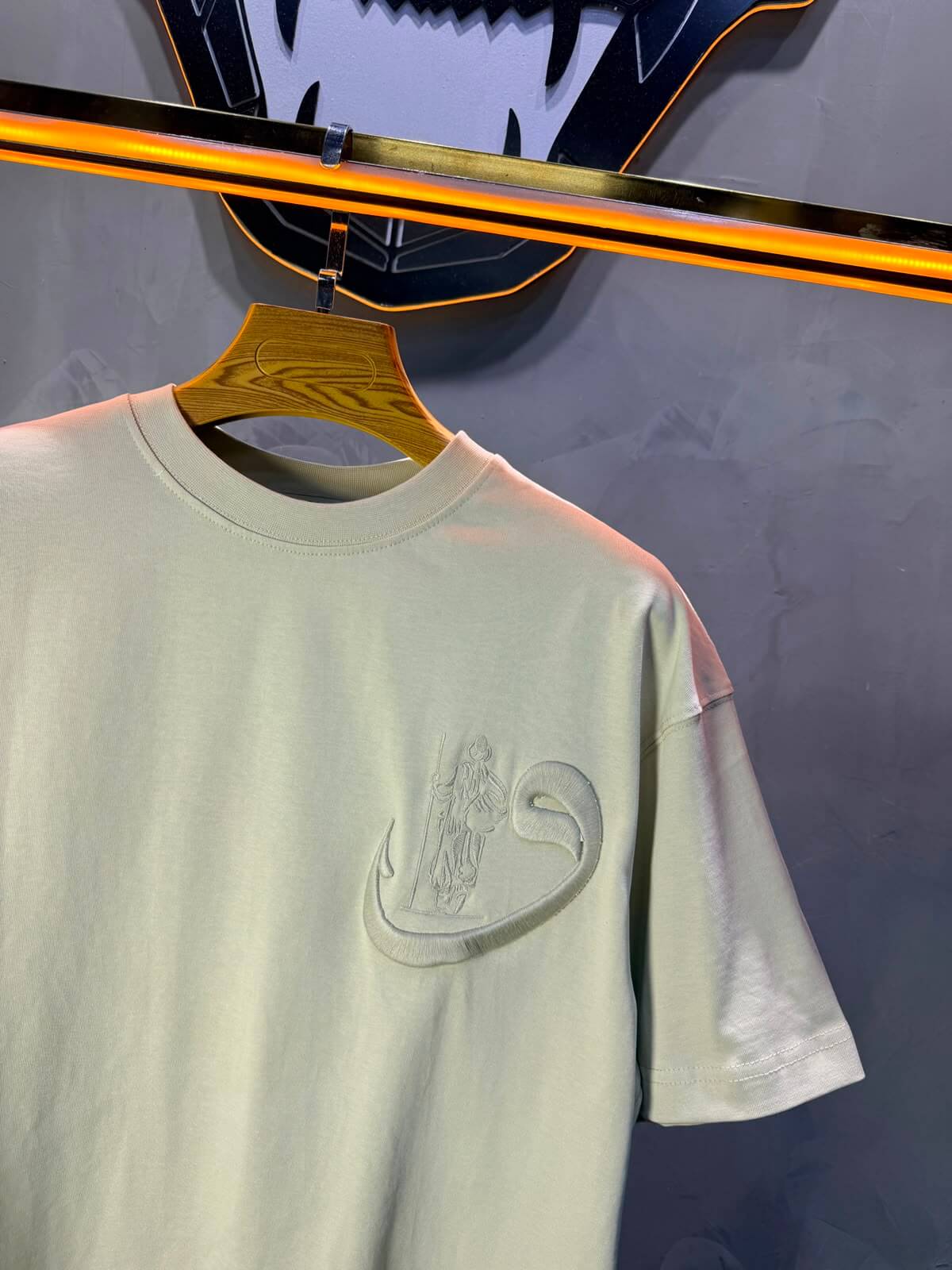 T-Shirt Oversize Beige — Calligraphie "Waw" 5105