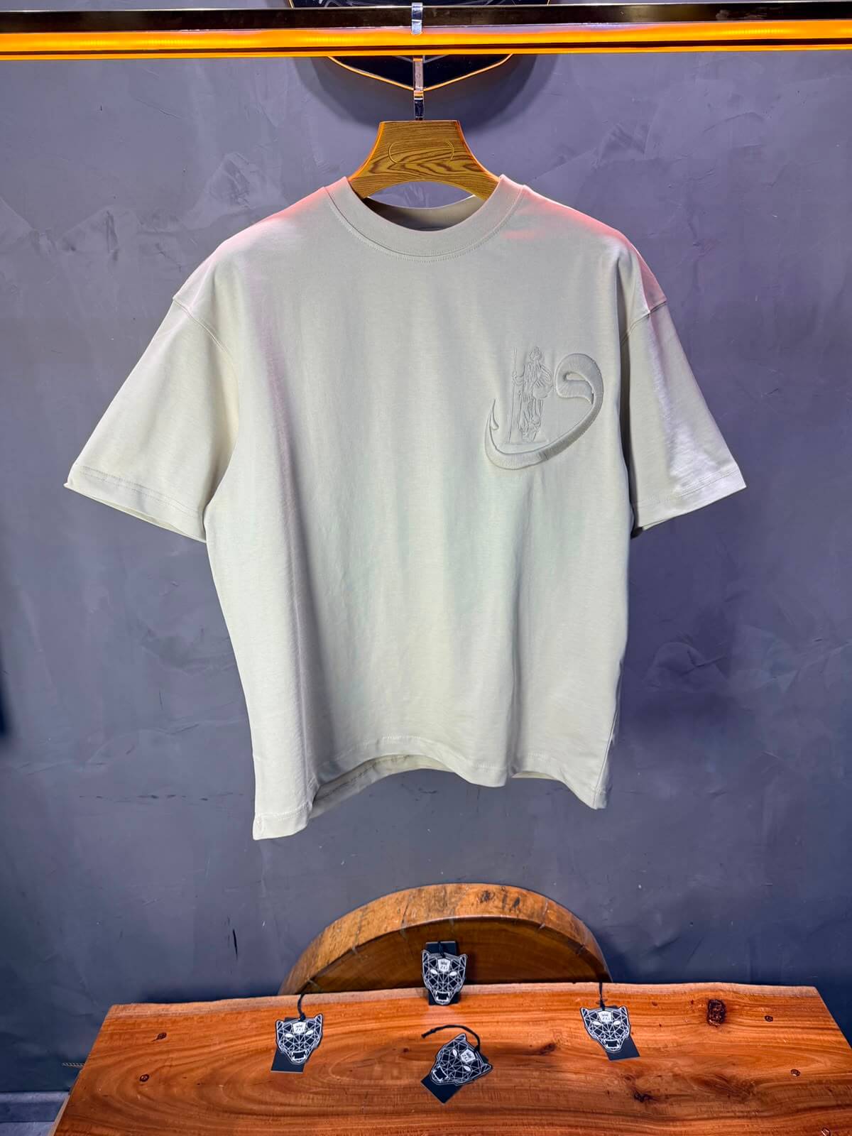 T-Shirt Oversize Beige — Calligraphie "Waw" 5105