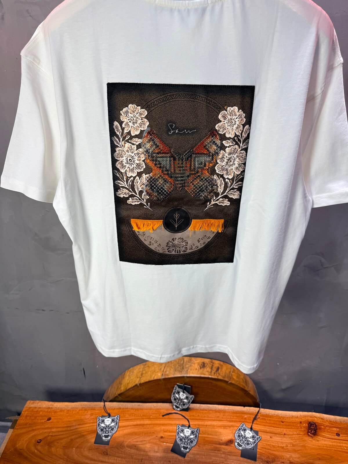 T-Shirt Oversize Floral Patch — Blanc 5159